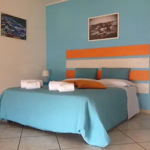 Bed & Breakfast Platamone Aeroporto di Catania Fontana Rossa